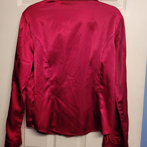 Harley Davidson Women's Red Satin shirt, size Large - Picture 5 of 6